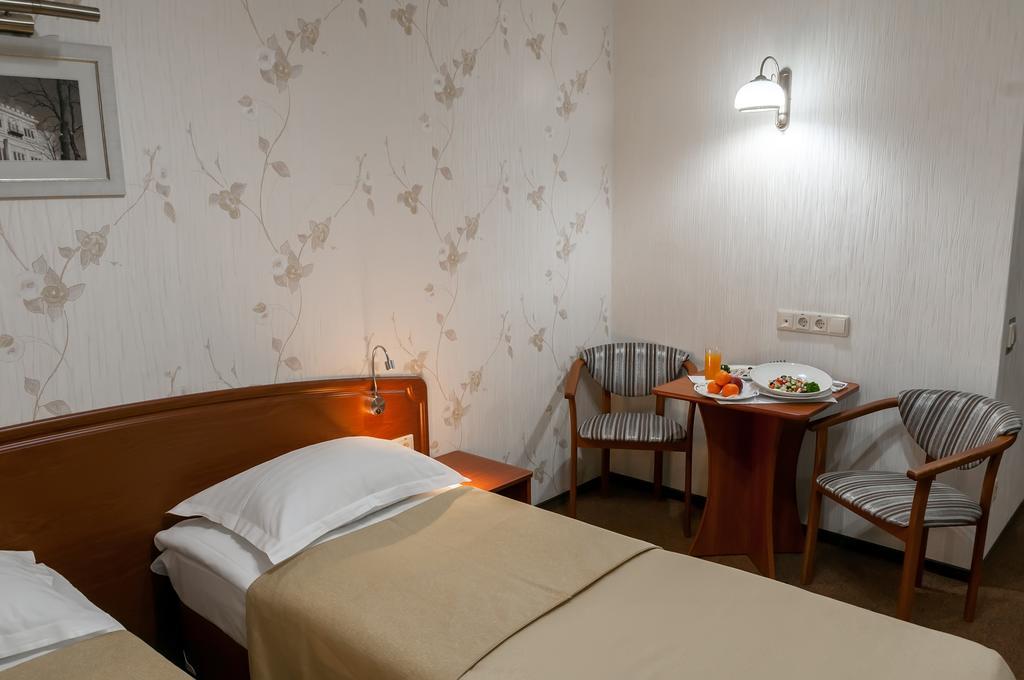Park Hotel Zamkovy Gomel Exterior photo